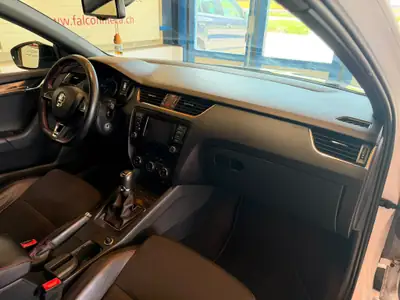 Skoda Octavia Combi 2.0 TDI RS — Break diesel performant, 184 ch, sans sinistre — Miniatura 21