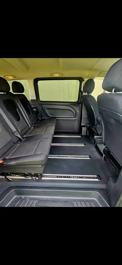 Mercedes-Benz Vito 2.2 CDI BlueT Pro — Utilitaire 8 places fiable et économe — Heckansicht