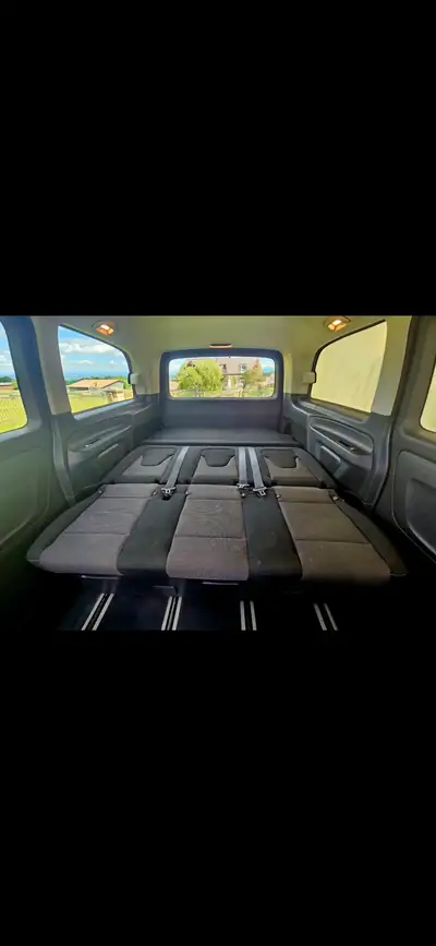 Mercedes-Benz Vito 2.2 CDI BlueT Pro — Utilitaire 8 places fiable et économe — Detail