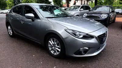 Mazda 3 2.0 Ambition Plus — Berline dynamique, entretien réduit, 62'000 km — côté
