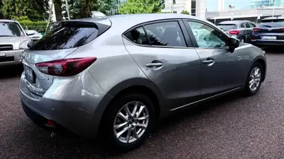 Mazda 3 2.0 Ambition Plus — Berline dynamique, entretien réduit, 62'000 km — détail