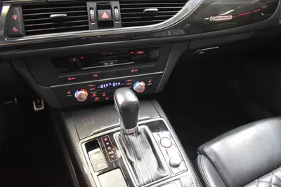 Audi S6 Avant 4.0 TFSI V8 — Break sportif 450 ch, sans accident, 160'000 km — Miniatur 15