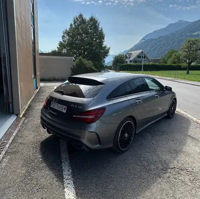 Mercedes-Benz CLA 45 AMG 4matic+ — Berline sportive 387 ch, seulement 34'000 km — tableau de bord