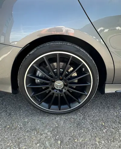 Mercedes-Benz CLA 45 AMG 4matic+ — Berline sportive 387 ch, seulement 34'000 km — Miniature 9