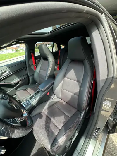 Mercedes-Benz CLA 45 AMG 4matic+ — Berline sportive 387 ch, seulement 34'000 km — Miniature 12