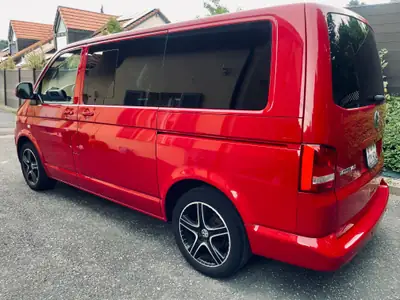 VW T5 Multivan Comfortline 180 CV — Monospace familial diesel, 7 places modulables — vista posteriore