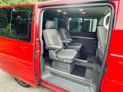 VW T5 Multivan Comfortline 180 CV — Monospace familial diesel, 7 places modulables — cruscotto