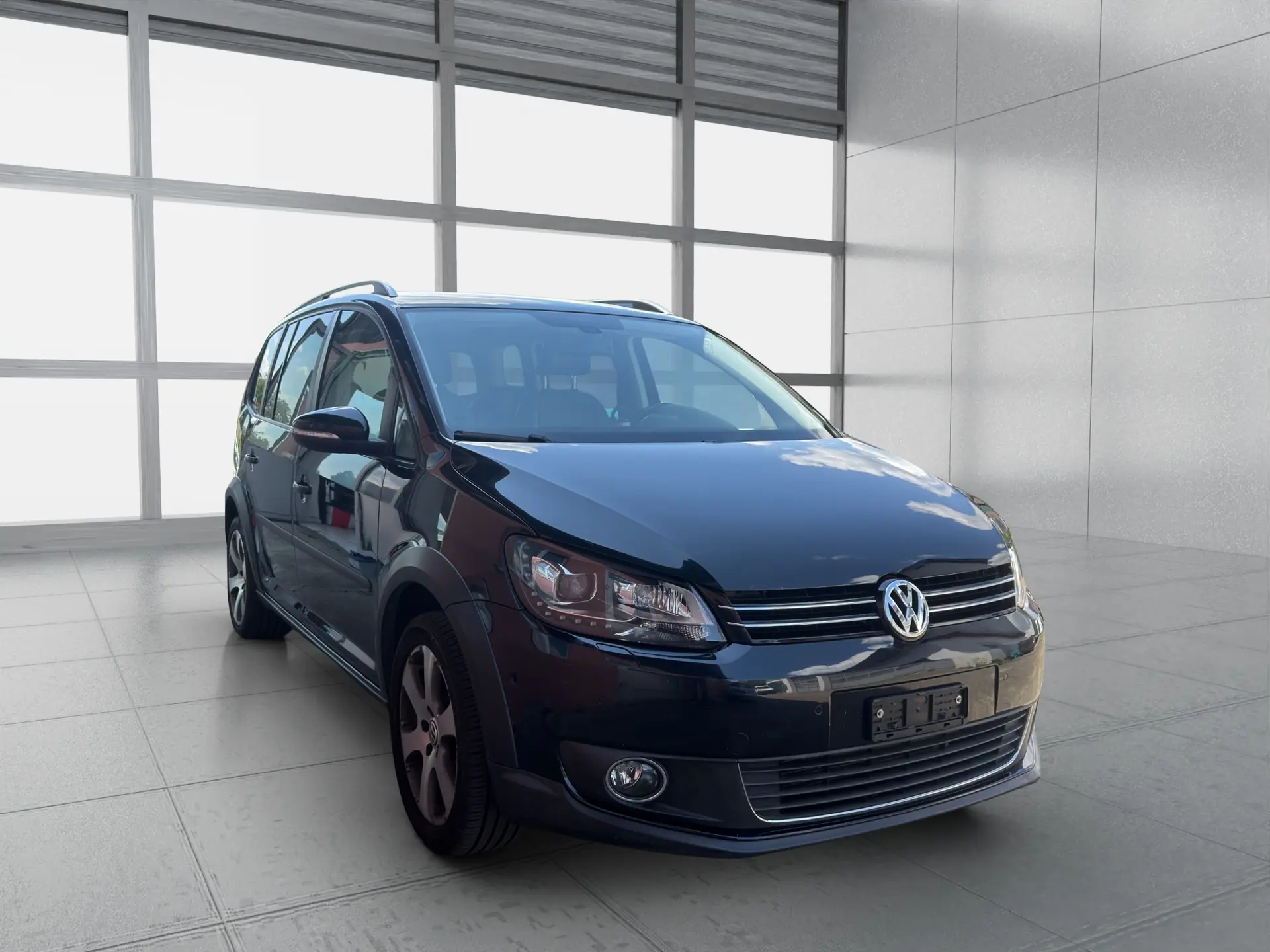 Volkswagen Touran 2011 occasion Selzach — 3