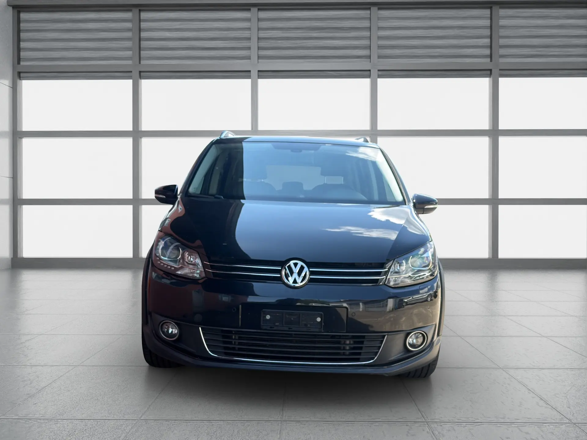 Volkswagen Touran 2011 occasion Selzach — 2