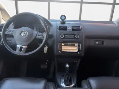 VW Touran CrossTouran 1.4 TSI — Monospace familial polyvalent, entretien récent — Miniature 11