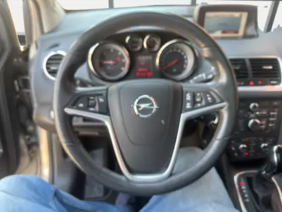 Opel Meriva 1.7 CDTi Cosmo — Monospace compact diesel automatique, entretien impeccable — Miniature 9