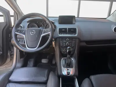 Opel Meriva 1.7 CDTi Cosmo — Monospace compact diesel automatique, entretien impeccable — Miniature 11