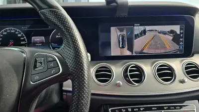 Mercedes-Benz E 200 — Berline élégante, motorisation efficace et 153'000 km — Miniatura 7