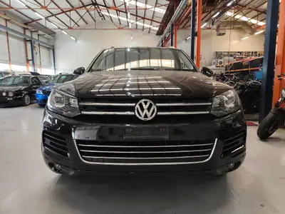 Volkswagen Touareg 3.0 V6 TDI 245 — SUV premium diesel, entretien soigné — vue extérieure