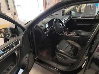 Volkswagen Touareg 3.0 V6 TDI 245 — SUV premium diesel, entretien soigné — tableau de bord