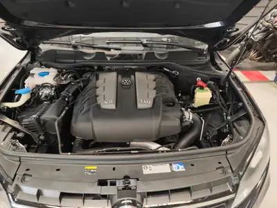 Volkswagen Touareg 3.0 V6 TDI 245 — SUV premium diesel, entretien soigné — Miniature 14