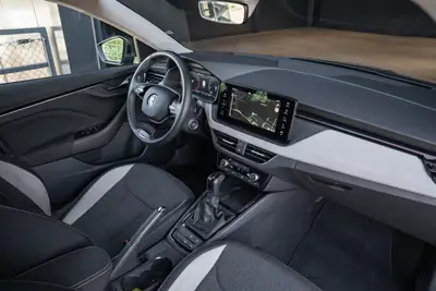 Skoda Scala 1.5 TSI Top Selection DSG — Berline dynamique, peu kilométrée, garantie 5 ans — Miniatur 14