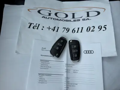 Audi Q2 35 TFSI S-Line — SUV compact premium, garantie constructeur, très peu kilométré — tableau de bord
