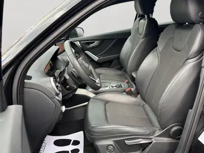 Audi Q2 35 TFSI S-Line — SUV compact premium, garantie constructeur, très peu kilométré — Miniature 7