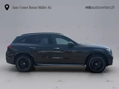 Mercedes-Benz GLC 400 e — SUV hybride rechargeable haute performance, 20 km seulement — détail