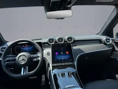 Mercedes-Benz GLC 400 e — SUV hybride rechargeable haute performance, 20 km seulement — Miniature 12