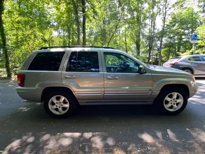 Jeep Grand Cherokee 4.7 Overland — SUV polyvalent, traction intégrale, sièges cuir chauffants — détail