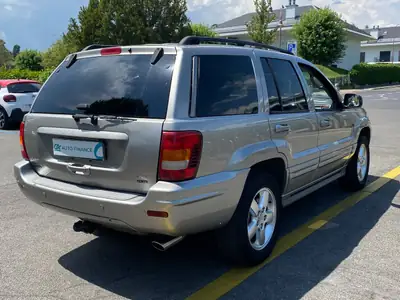 Jeep Grand Cherokee 4.7 Overland — SUV polyvalent, traction intégrale, sièges cuir chauffants — tableau de bord
