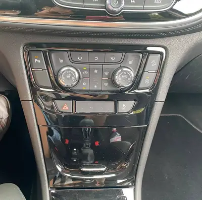 Opel Mokka X 1.4 Turbo 152 ch — SUV 4WD automatique, équipement premium et faible kilométrage — Miniature 13