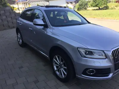 Audi Q5 TDI 2.0 — SUV premium diesel, tout-terrain 4x4, toit panoramique — Armaturenbrett