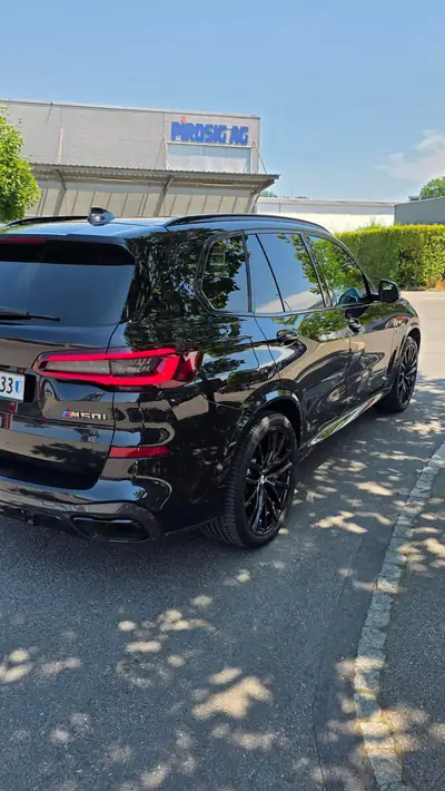 BMW X5 M50i xDrive 2021 — SUV haute performance, 72'000 km seulement — dettaglio