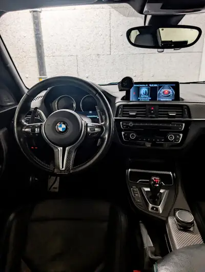 BMW M2 Competition 2019 — Coupé sportif 410 ch, première main, entretien intégral BMW — Innenraum