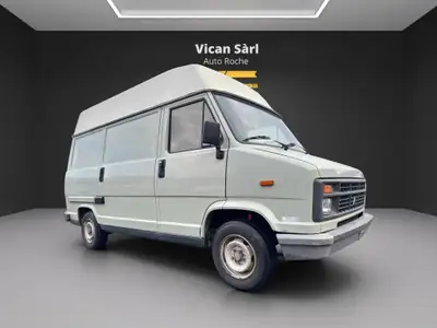 Citroën C25 280 B20 — Monospace pratique des années 80, moteur 2.0L fiable — arrière