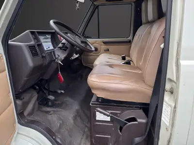 Citroën C25 280 B20 — Monospace pratique des années 80, moteur 2.0L fiable — Miniature 11