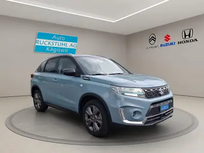 Suzuki Vitara 1.4T Compact+ Hybrid 4x4 — SUV polyvalent à motorisation hybride et transmission manuelle — côté