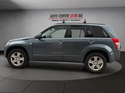 Suzuki Grand Vitara 2.0 16V Top — SUV polyvalent 4x4 automatique, entretien complet — vista posteriore
