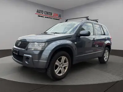 Suzuki Grand Vitara 2.0 16V Top — SUV polyvalent 4x4 automatique, entretien complet — fianco