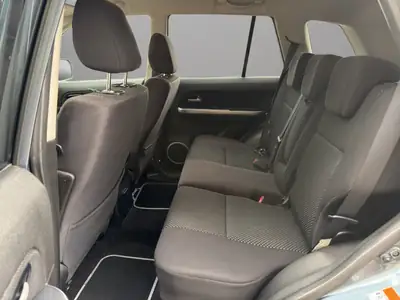Suzuki Grand Vitara 2.0 16V Top — SUV polyvalent 4x4 automatique, entretien complet — Miniatura 13