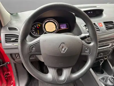 Renault Mégane 1.6 16V Expression — Citadine fiable, sans accident, faible kilométrage — Miniature 11