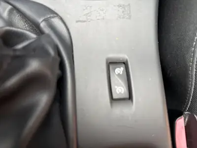 Renault Mégane 1.6 16V Expression — Citadine fiable, sans accident, faible kilométrage — Miniature 16