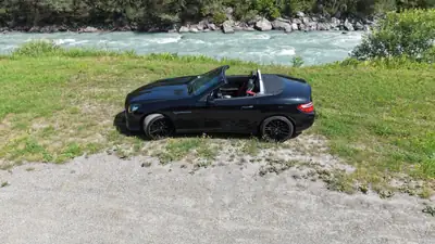 Mercedes-Benz SLK 350 BlueEfficiency — Cabriolet sportif, 306 ch, faible consommation — Seitenansicht