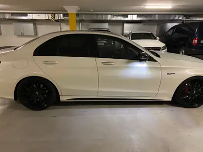 Mercedes-Benz C 43 AMG 4matic — Berline sportive 367 ch, très faible kilométrage — Heckansicht