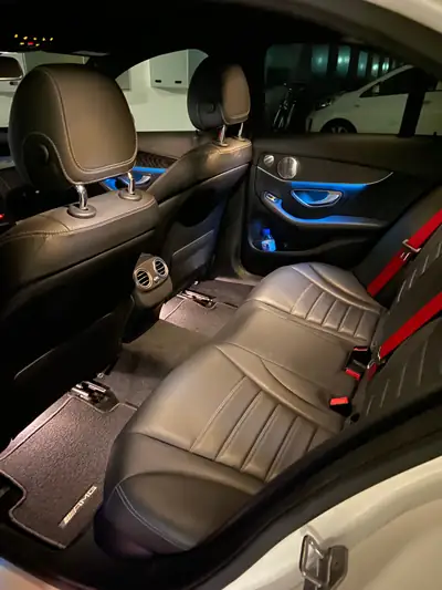Mercedes-Benz C 43 AMG 4matic — Berline sportive 367 ch, très faible kilométrage — Detail
