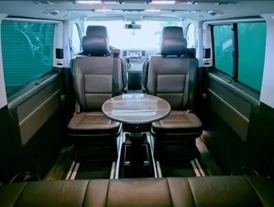 VW T5 Comfortline 4Motion DSG — Monospace polyvalent, moteur révisé, 7 places — dashboard