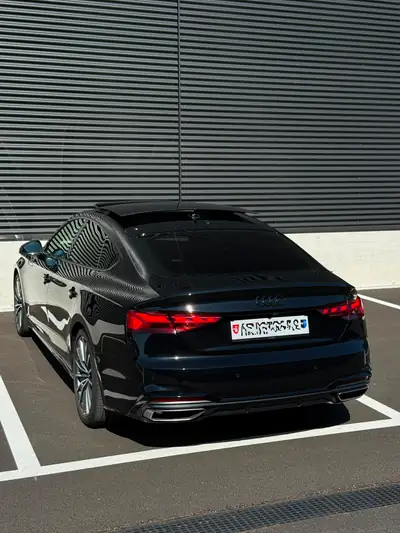 Audi A5 2.0 40 TFSI S Line Quattro — Berline sportive hybride légère, 98'000 km — Armaturenbrett