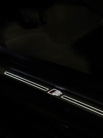 Audi A5 2.0 40 TFSI S Line Quattro — Berline sportive hybride légère, 98'000 km — Miniatur 18