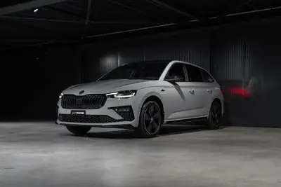 Skoda Scala 1.0 TSI Monte Carlo — Compacte dynamique avec toit panoramique et garantie 5 ans — Armaturenbrett