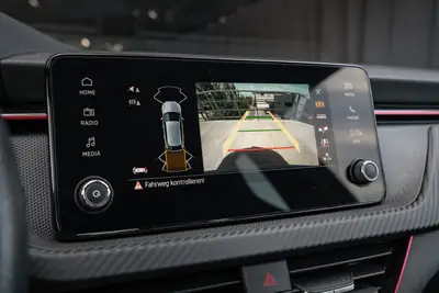 Skoda Scala 1.0 TSI Monte Carlo — Compacte dynamique avec toit panoramique et garantie 5 ans — Miniatur 19