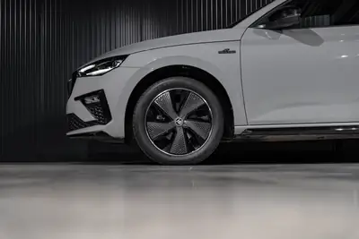 Skoda Scala 1.0 TSI Monte Carlo — Compacte dynamique avec toit panoramique et garantie 5 ans — Miniatur 29