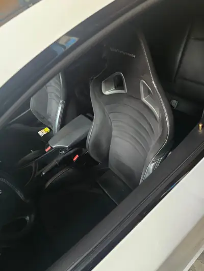 BMW 1er M — Coupé sportif 340 ch, boîte manuelle, sans sinistre — Seitenansicht