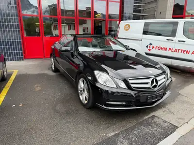 Mercedes-Benz E 200 CGI Cabriolet — Décapotable élégante, motorisation essence fiable — côté